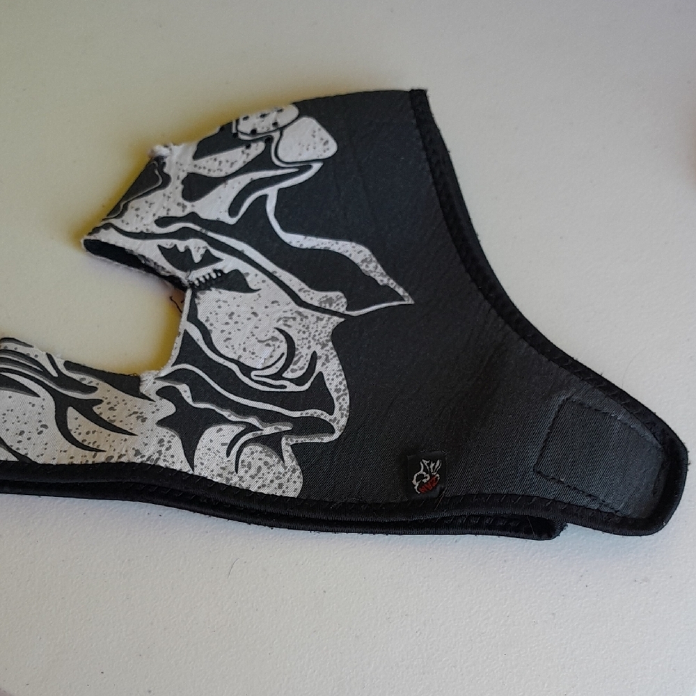 Black and White Graphic Face Mask